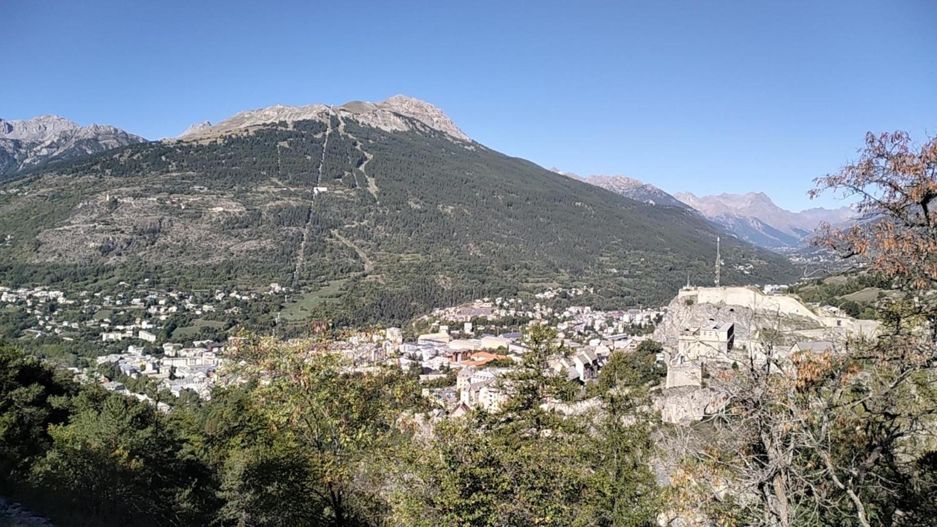 Le Guisanel Apartment Briancon  Exterior photo